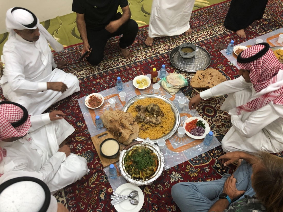 Abendessen in Nadschran, Saudi.